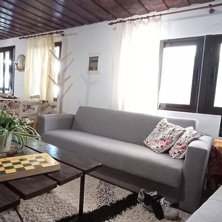 Villatzer - Traditional House With Fireplace And Garden Tzermiádon Extérieur photo